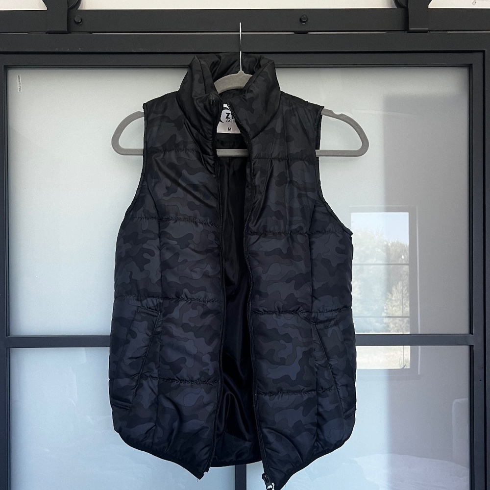 Camo lightweight puffer vest